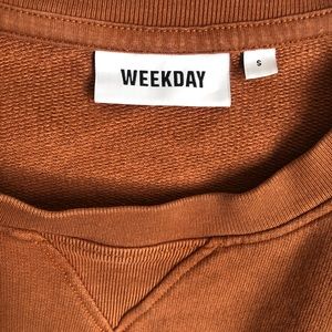 Cropped weekday Sweatshirt with bell sleeve